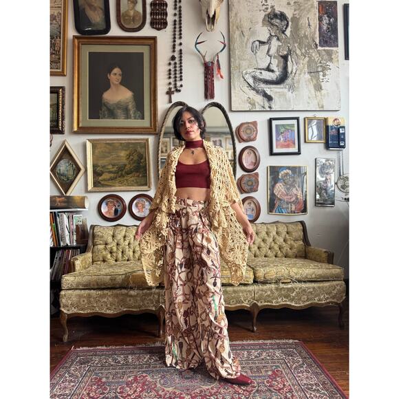 VTG Boho Light Yellow Knit Daisy Shawl w Arm Openings by Cami One Size Fits Most - Picture 7 of 14